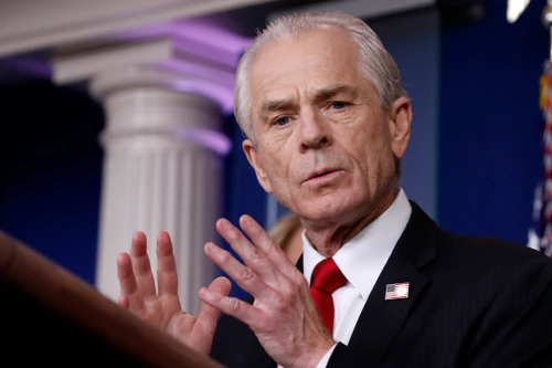 [ẢNH] Cố vấn Nhà Trắng cáo buộc Trung Quốc đầu cơ khẩu trang giữa đại dịch Covid-19