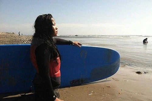 Người mẫu Mỹ Kanya Sesser: "Không cần phải có chân mới thấy mình sexy"