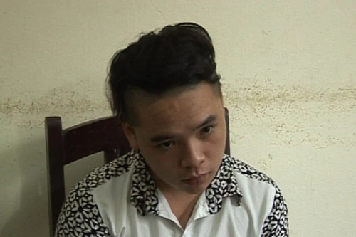 Lừa lấy xe không được, thủ dao quắm đến... cướp