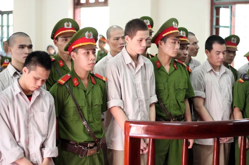 Xét xử vụ "quan tài diễu phố" ở Vĩnh Phúc