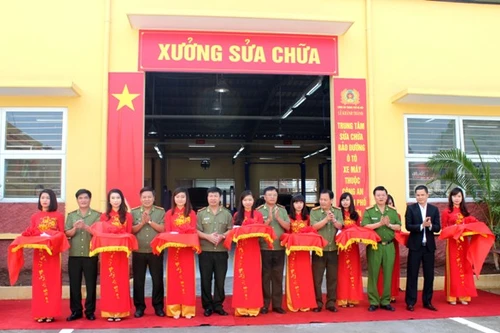 Khánh thành Trung tâm sửa chữa, bảo dưỡng ô tô, xe máy thuộc CATP. Hà Nội