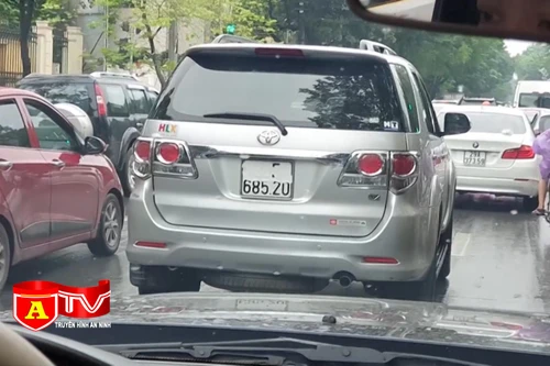 CSGT toàn quốc tập trung xử lý xe gắn biển số giả, che biển số