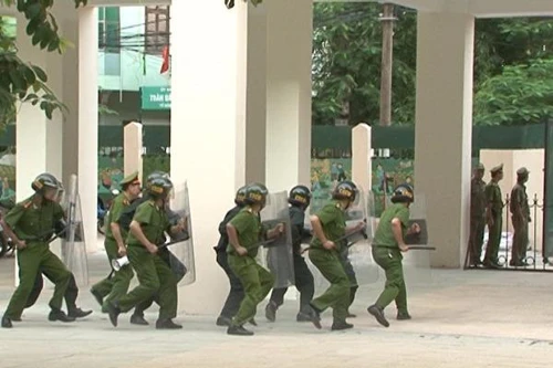 Diễn tập chiến đấu trị an quận Thanh Xuân năm 2015