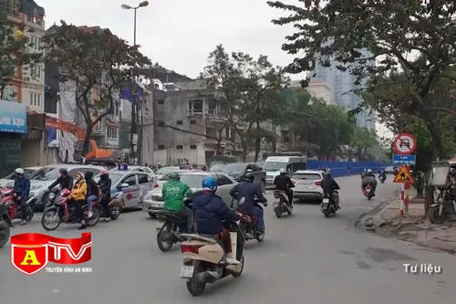 Cho phép xe ôm công nghệ được hoạt động trở lại