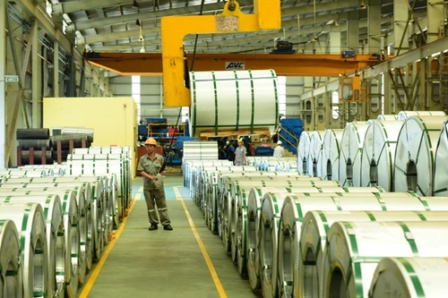 Xuất lô hàng 20.000 tấn tôn đi Mỹ