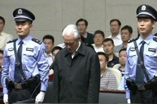 Vợ, con của ông Chu Vĩnh Khang lĩnh án tù