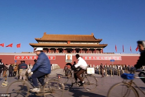 Hiến tinh trùng, được tặng iPhone