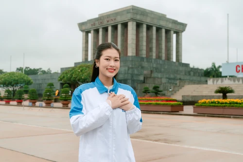 Hoa hậu Thiên Ân tham dự "Đại hội đại biểu toàn quốc Hội Sinh viên Việt Nam lần thứ XI"