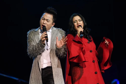 Đêm nhạc "Vết chân tròn trên cát" tri ân người đã viết nên trang sử hào hùng của dân tộc