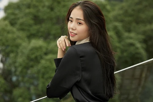 Hương Ly vượt cả Mỹ Tâm, có lượt xem Youtube cao nhất Việt Nam