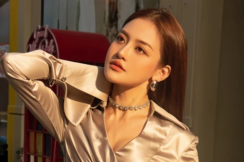 Thùy Anh nói về việc tái hợp "tình cũ" Mạnh Trường