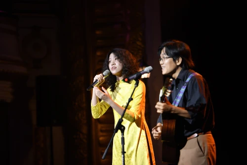 "Hiện tượng" Hoàng Trang tiết lộ cơ duyên đến với nhạc Trịnh