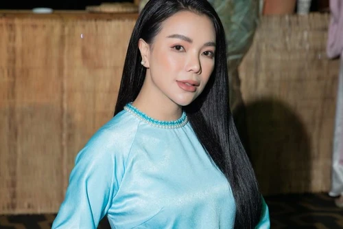 Bị kiện đòi 2,5 tỷ đồng, Trà Ngọc Hằng khẳng định: "sẵn sàng hợp tác để giải quyết dứt điểm"