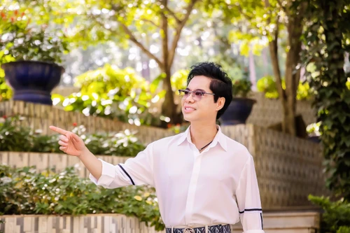 Ca sĩ Ngọc Sơn kể câu chuyện tình buồn tại Đà Lạt