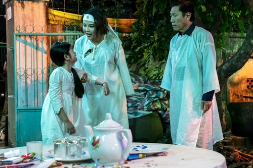 Sau "Đêm tối rực rỡ", nhiều phim Việt rục rịch trở lại rạp chiếu?