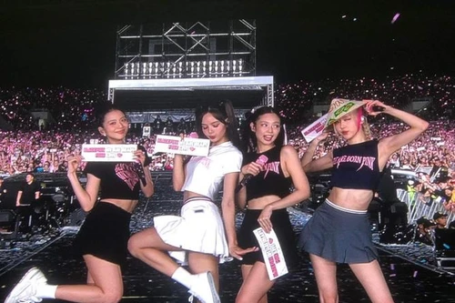 Bùng nổ đêm diễn thứ 2 của nhóm BlackPink tại Hà Nội