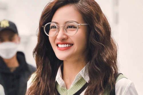 Bất ngờ với nữ chính đóng cùng Mạnh Trường và Đình Tú trong phim mới