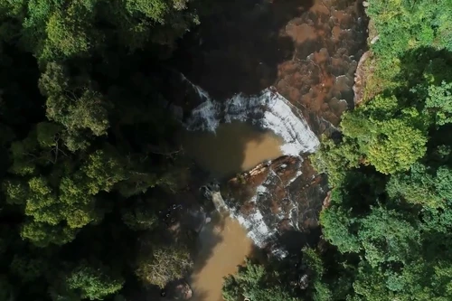 Hình ảnh hang Sơn Đoòng xuất hiện trong clip giới thiệu 1 cuộc thi sắc đẹp quốc tế