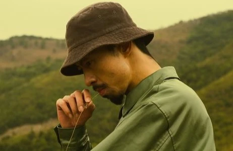 Trước thềm liveshow tại Hà Nội, Đen Vâu phải xin lỗi khán giả 2 lần vì cùng 1 lý do