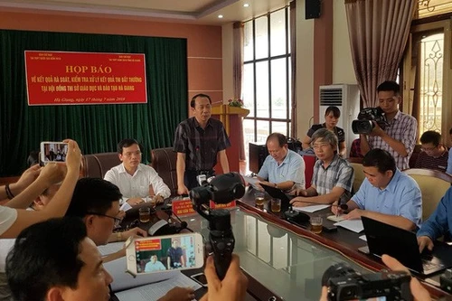 Khởi tố điều tra vụ hàng loạt thí sinh điểm cao bất thường tại Hà Giang