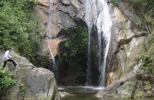 Đi tìm ngọn thác bị bỏ quên