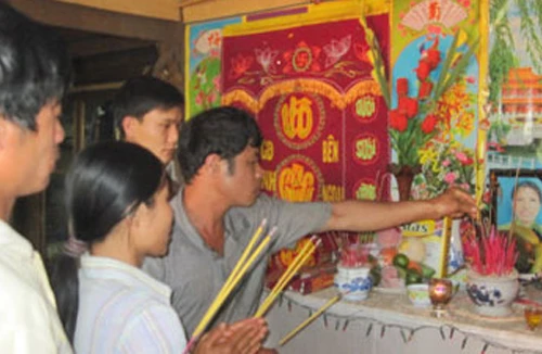 Choáng váng chuyện 3 học sinh ghi nhật ký "chết tập thể"