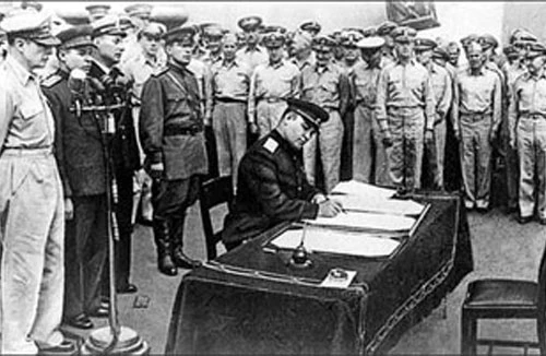 Hồng quân Liên Xô giải giáp đạo quân phát-xít Quan Đông