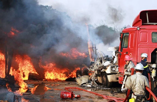 “Bà hỏa” thiêu rụi một xưởng dệt, thiệt hại 2 tỷ đồng