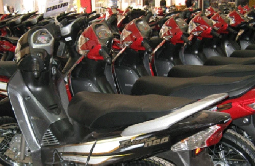 Mời đấu giá xe máy, xe tự chế