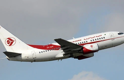 Phát hiện xác máy bay MD83 của Algerie chở 119 người đâm xuống đất ở Mali