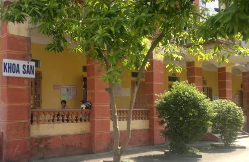 Mẹ nhẫn tâm bỏ con sơ sinh tại bệnh viện