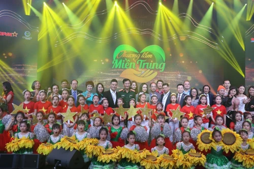 Xúc động và ý nghĩa chương trình nghệ thuật "Thương lắm miền Trung" 