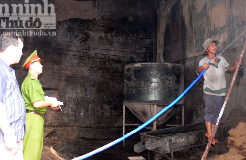 “Bà hỏa” thiêu rụi xưởng chế biến tinh dầu quế