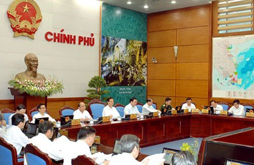Thủ tướng Nguyễn Tấn Dũng chủ trì phiên họp Chính phủ tháng 7