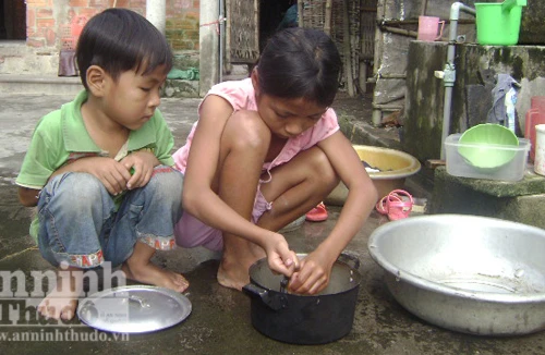 Bệnh tật bủa vây một gia đình