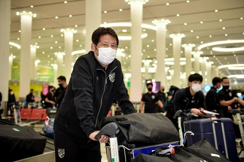 2 triệu USD đổi 9 điểm, bóng đá Thái Lan 'vỡ mộng' với Nishino