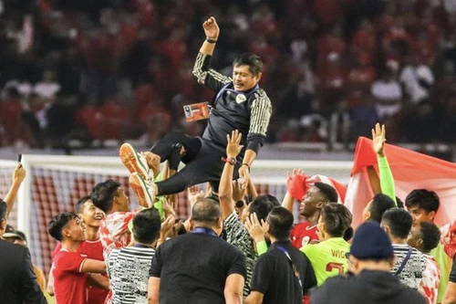 Chọn HLV đấu Việt Nam tại AFF Cup 2024 gây tranh cãi tại Indonesia