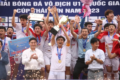 Thắng đậm Hà Tĩnh, Viettel vô địch U17 quốc gia 2023