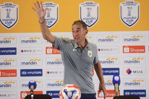 U23 Việt Nam khiến nhà vô địch EURO 1988 từ "mất điểm" đến... mất ghế?