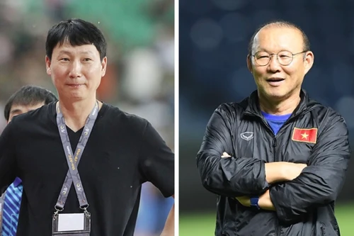 HLV Kim Sang-sik sắp so tài đàn anh Park Hang-seo?
