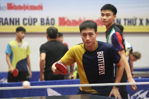 Khởi tranh giải bóng bàn tranh cúp Báo Hànộimới 2023