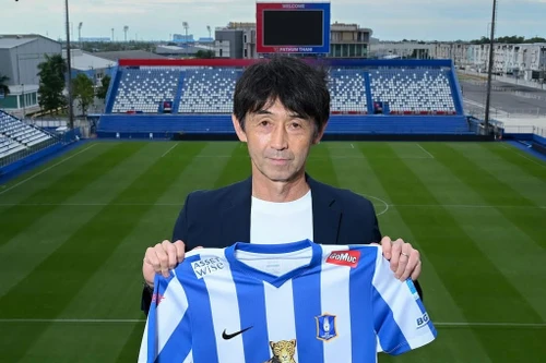 HLV tuyển Thái Lan bị sa thải sắp đối đầu Công an Hà Nội FC