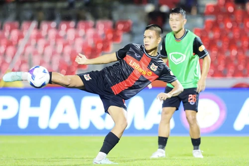 Cầu thủ Việt kiều Trần Thành Trung ra quyết định đặc biệt, toàn tâm cho bóng đá Việt Nam