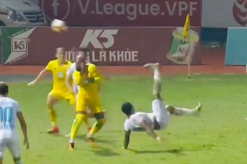 Chiêm ngưỡng bàn thắng đẹp nhất V-League 2023/24