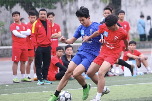 Hình ảnh loạt trận 15h ngày 4-12