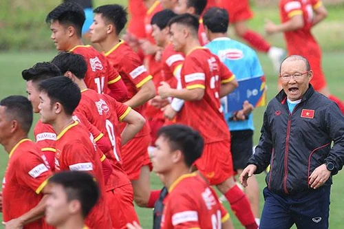 5 đối thủ cùng tuyển Việt Nam tranh vé World Cup 2022 lộ diện
