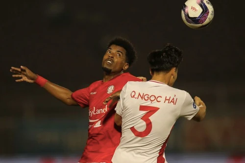 Bóng đá Việt tạm ngưng sau ngày 7-5