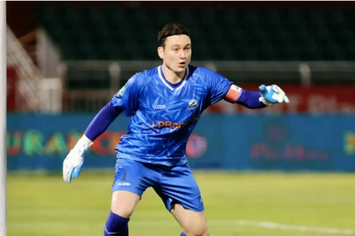 Khi nào Đặng Văn Lâm trở lại đội tuyển?