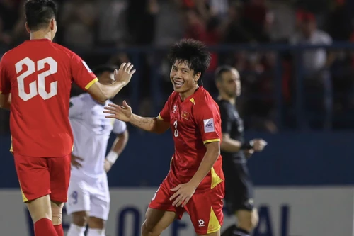 ĐT Việt Nam thăng hạng FIFA sau trận thắng Lào