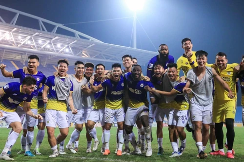 Hà Nội FC nhận "mưa" lời khen với cột mốc lịch sử ở cúp C1 châu Á